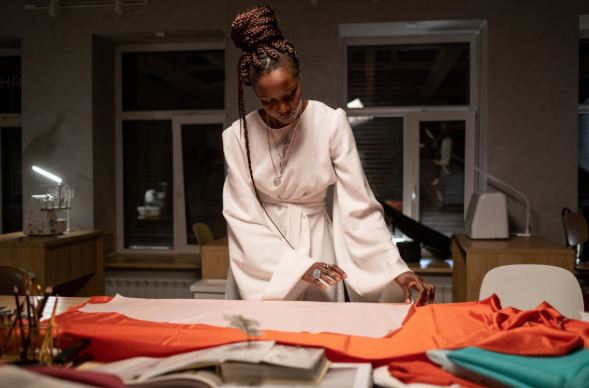 BİR MODACININ KENDİNDE GELİŞTİRMESİ GEREKTİĞİ ALANLAR